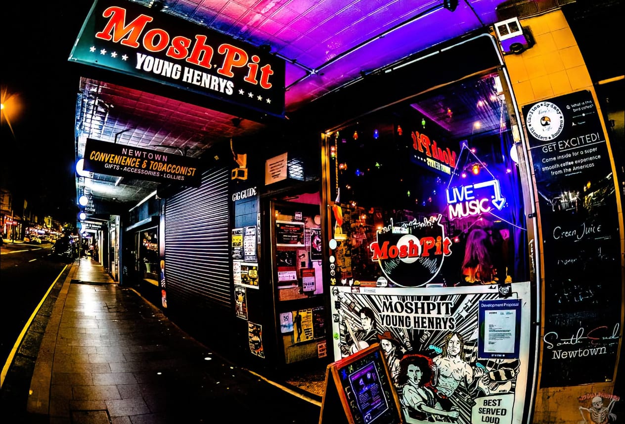 MoshPit Bar